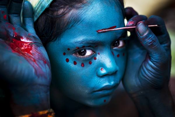 Photograph Mahesh Balasubramanian Divine Makeover on One Eyeland