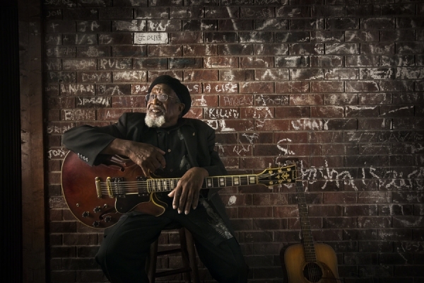 Photograph Jimmy Williams Drink Small on One Eyeland