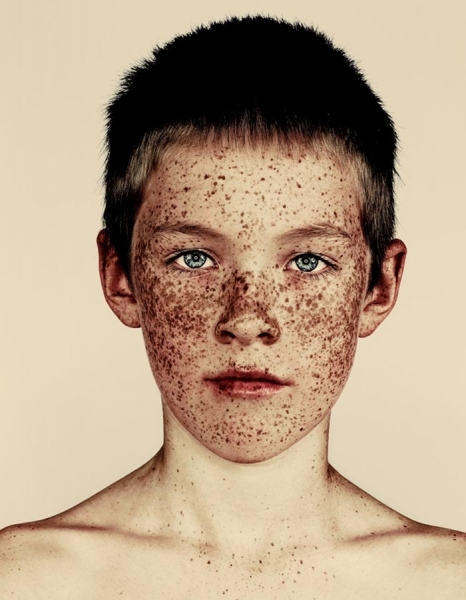 Photograph Brock Elbank Eddie on One Eyeland