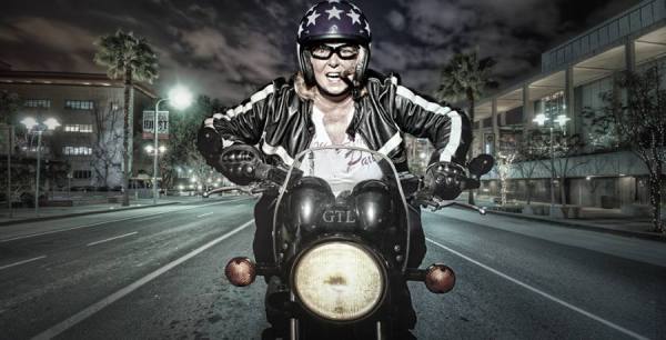 Photograph Kremer Johnson Gtl Rides on One Eyeland