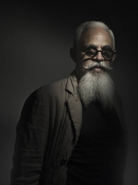 Photograph Jonathan Knowles Hari on One Eyeland