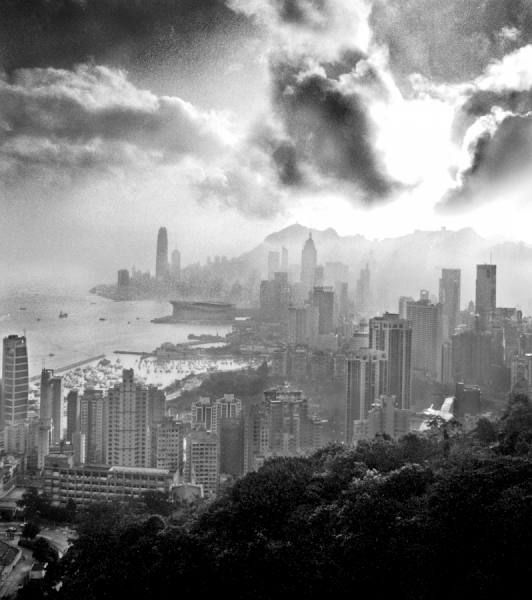 Photograph Matt Teuten Hong Kong From Braemar Hill on One Eyeland