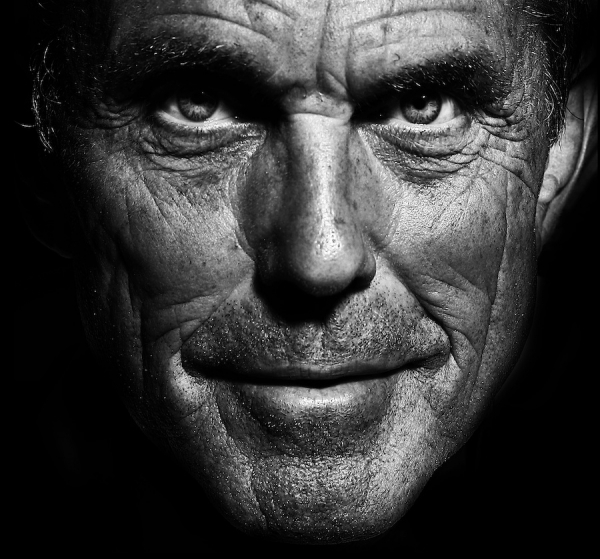 Photograph Philippe Echaroux Lr on One Eyeland