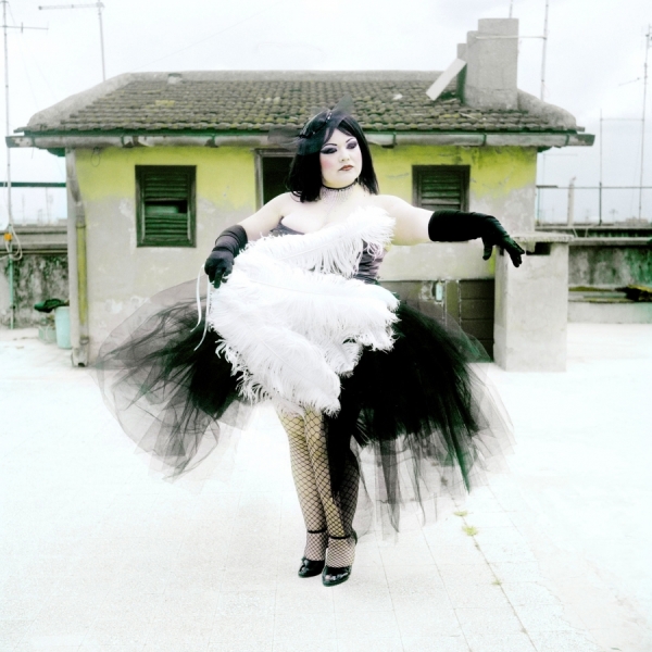 Photograph Gianluca Gamberini Marygrace on One Eyeland