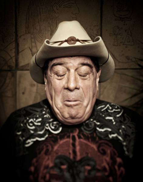 Photograph Jules Tahan Molly Meldrum on One Eyeland