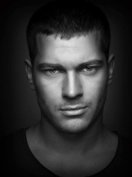 Photograph Bahadir Tanriover Portrait on One Eyeland