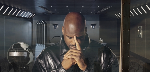 Photograph Glen Wexler Shaq on One Eyeland