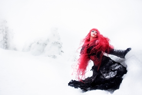Photograph Kahen Grace Snow Queen on One Eyeland