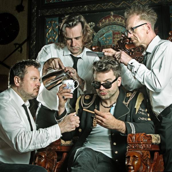 Photograph Kim Ayres Sparo And The Yahs on One Eyeland