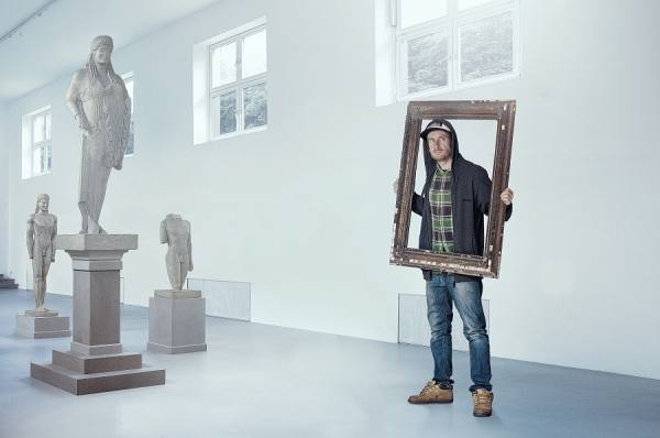 Photograph Dusan Holovej Wrong Place on One Eyeland