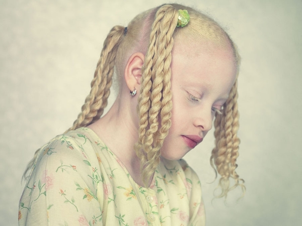 Photograph Gustavo Lacerda Thyfany on One Eyeland