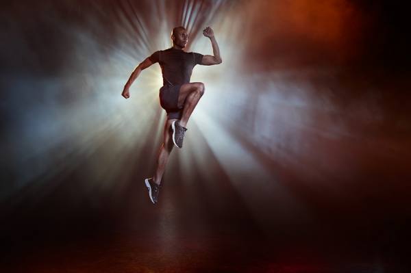 Photograph Karan Kapoor Athelete Leap on One Eyeland