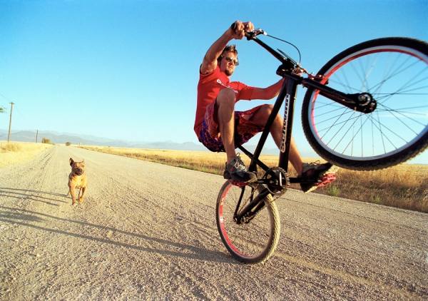 Photograph Karan Kapoor Bike on One Eyeland