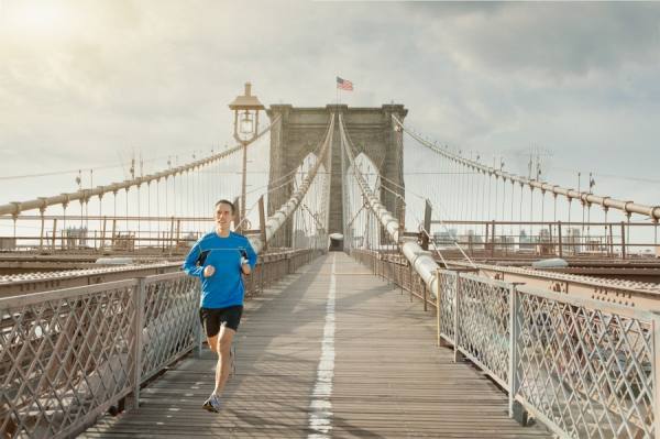 Photograph Andy Wakeman Brooklyn Bridge Run on One Eyeland