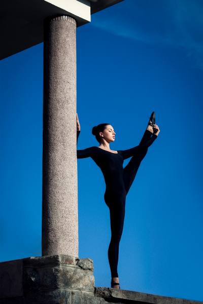 Photograph Martin Krystynek Dance on One Eyeland