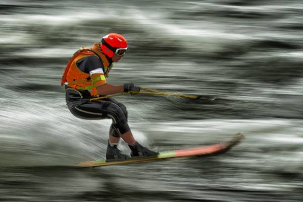 Photograph Tejo Coen Formule 1 on One Eyeland