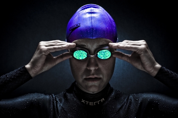Photograph Rob Hammer Goggles on One Eyeland