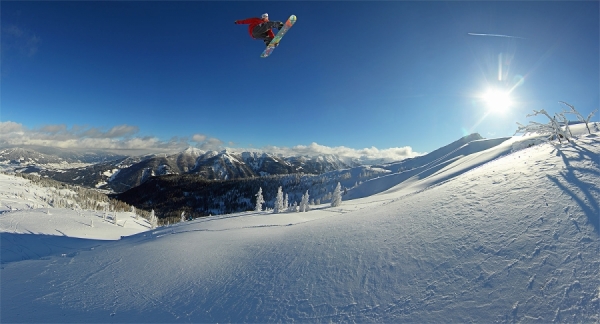 Photograph Lars Scharl Max Weickl on One Eyeland