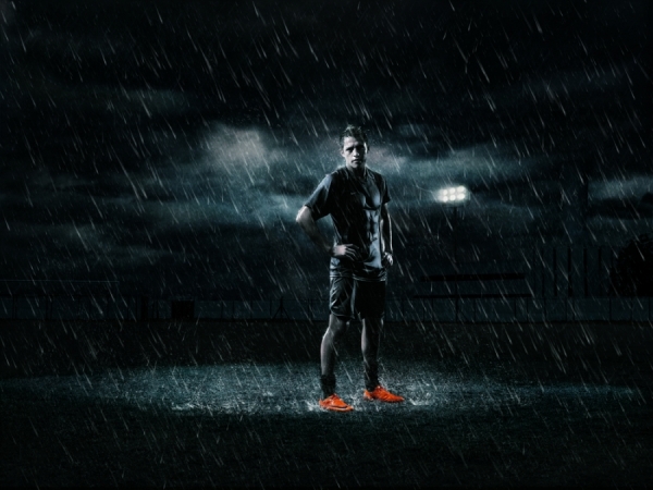 Photograph Ale Burset Nike Alexis Sanchez on One Eyeland