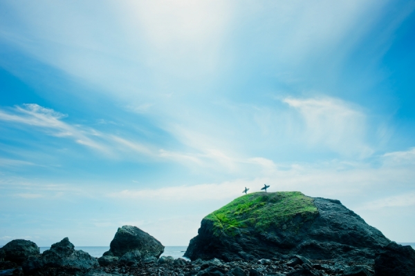 Photograph Christopher Wilson Surfing on One Eyeland