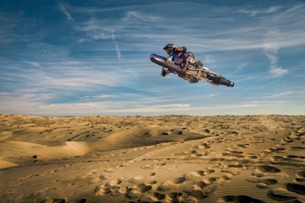 Photograph Kremer Johnson Whip on One Eyeland