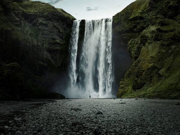 Photograph Dana Neibert Skogafoss on One Eyeland