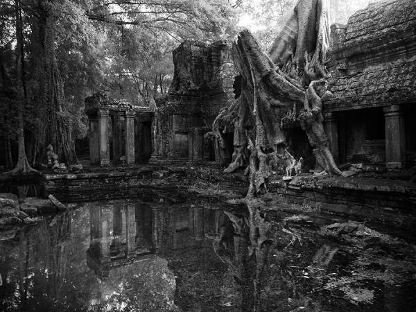 Photograph Suchet Suwanmongkol Angkor26 on One Eyeland