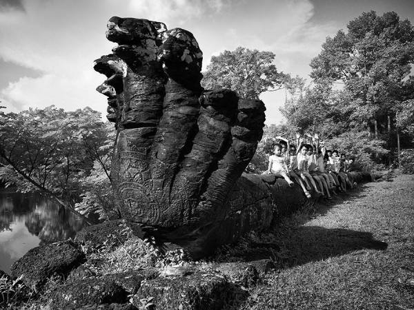 Photograph Suchet Suwanmongkol Angkor27 on One Eyeland