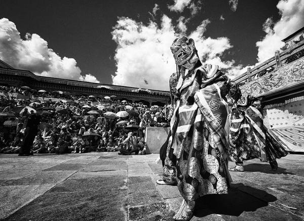 Photograph Suchet Suwanmongkol Bhutan17 on One Eyeland