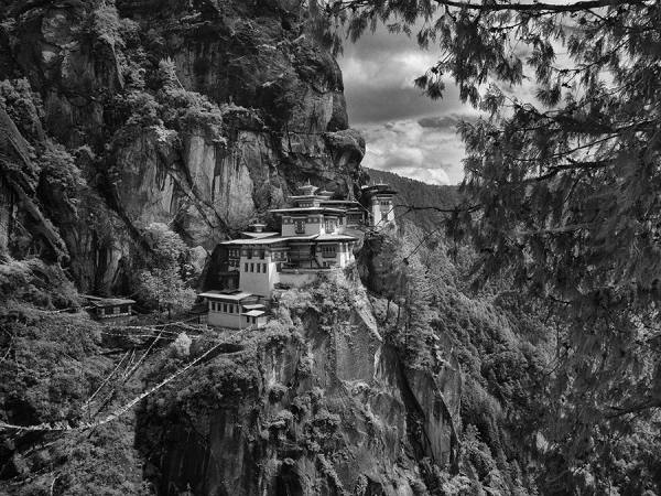 Photograph Suchet Suwanmongkol Bhutan22 on One Eyeland