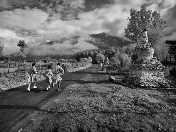 Photograph Suchet Suwanmongkol Bhutan6 on One Eyeland