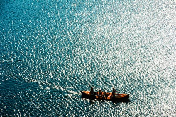 Photograph Laura Barisonzi Canoers on One Eyeland
