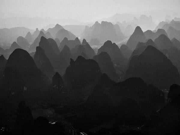 Photograph Suchet Suwanmongkol China 41 on One Eyeland