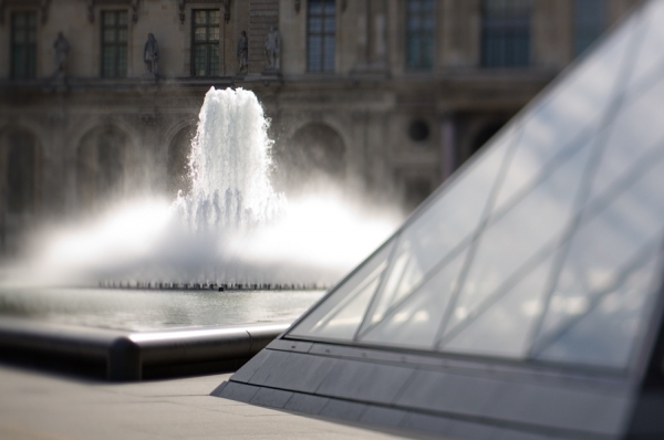 Photograph Kevin Steele Louvre Fountains on One Eyeland