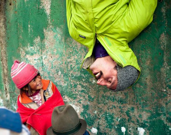Photograph Kevin Steele Man Playing With Children on One Eyeland