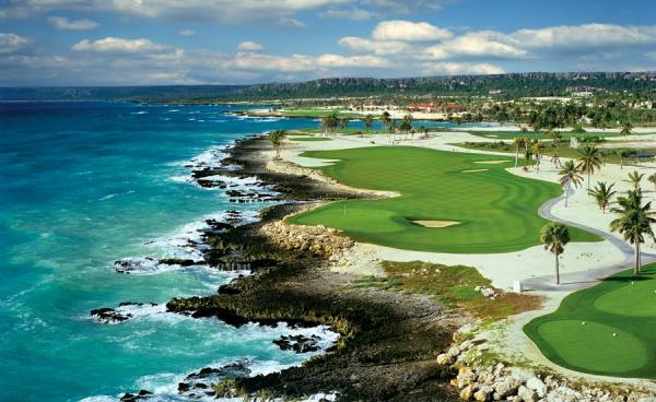 Photograph Chip Henderson Ocean Front Golf on One Eyeland