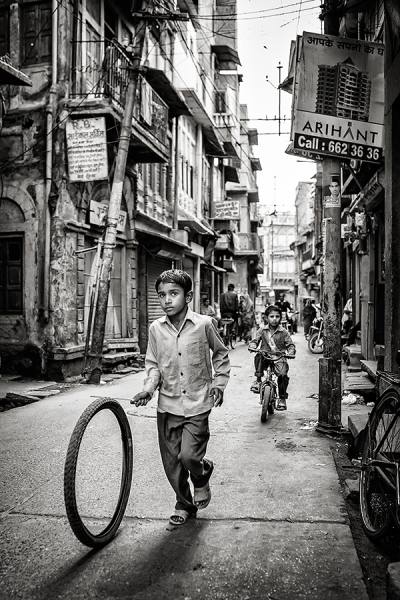 Photograph Pavol Delej Street Games on One Eyeland