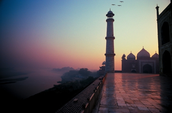 Photograph Charles Harris Taj Mahal on One Eyeland