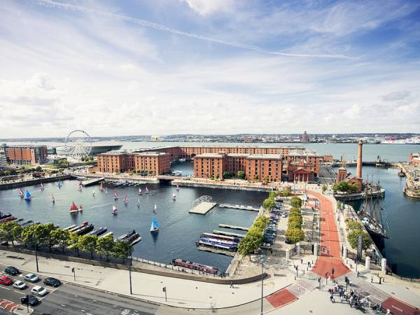Photograph Craig Easton The Albert Dock Liverpool on One Eyeland