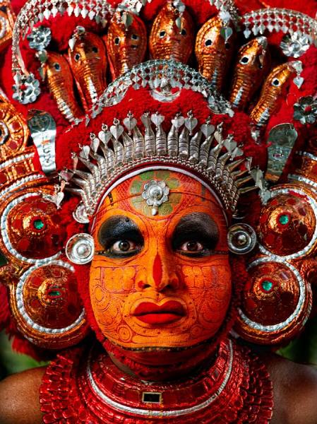 Photograph Suchet Suwanmongkol Theyyam30 on One Eyeland