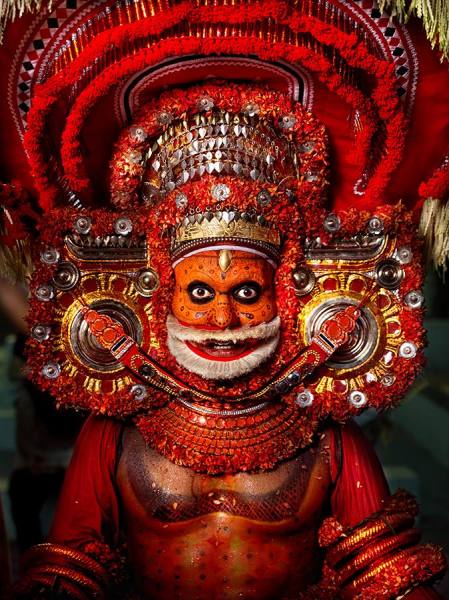 Photograph Suchet Suwanmongkol Theyyam6 on One Eyeland