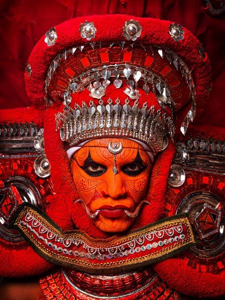 Photograph Suchet Suwanmongkol Theyyam on One Eyeland