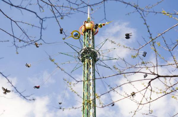 Photograph Andrew Lever Tivoli 1 on One Eyeland