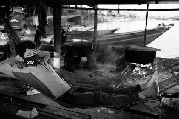 Photograph Suchet Suwanmongkol Tonle Sap on One Eyeland