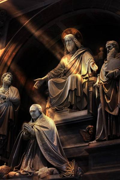 Photograph Suchet Suwanmongkol Vatican 12 on One Eyeland