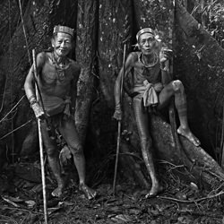 The Mentawai Tribesmen-Ranjan Ramchandani-finalist-black_and_white-1325