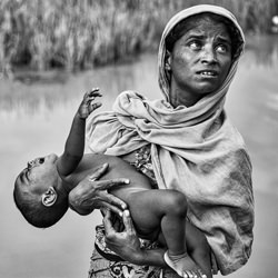 Rohingya mother-Erberto Zani-finalist-black_and_white-1343