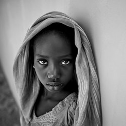 The Girl-Luis Godinho-finalist-black_and_white-1341