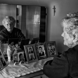 THE WALL OF SILENCE-Mauro De Bettio-finalist-black_and_white-1411