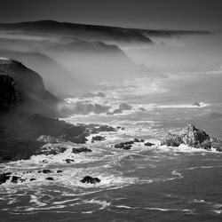 Cape Town waves_1-David Preutz-finalist-black_and_white-1293
